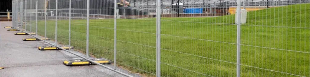temporary fence for schools